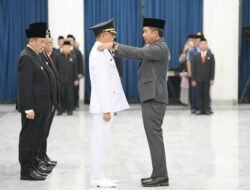 A Koswara Dilantik Jadi Pj Wali Kota Bandung, Ini Pesan Bey Machmudin