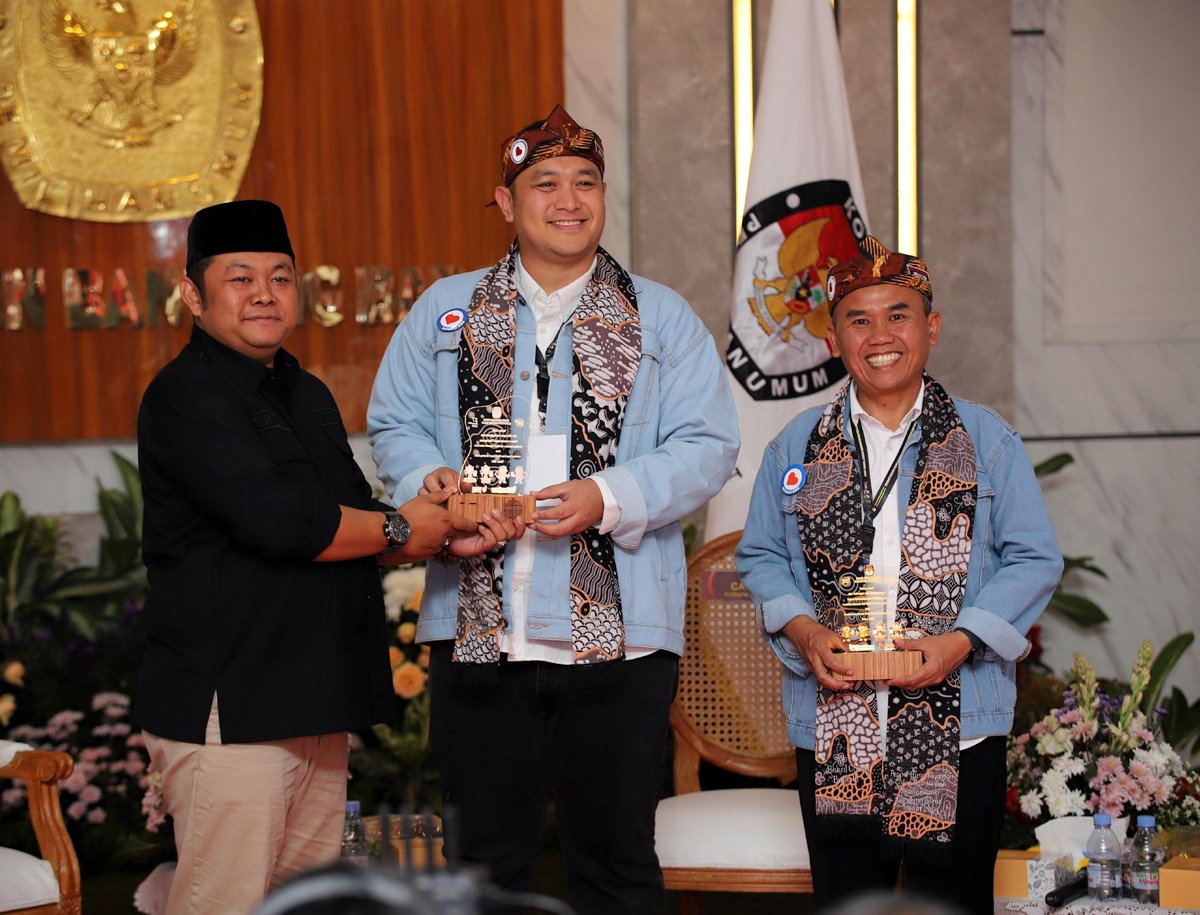 Pasangan Dilan Pilkada KBB