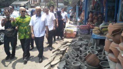 Pilgub Jabar 2024: Ilham Habibie Kunjungi Pelaku UMKM di KBB, Janji Beri Pembinaan dan Pembukaan Akses Pasar