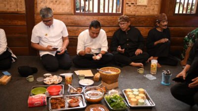 Bey Machmudin: Tradisi Konsumsi Singkong Kampung Adat Cireundeu Perkuat Ketahanan Pangan Jabar