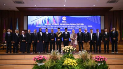 Arief S Kartasasmita Resmi Dilantik Jadi Rektor Unpad, Ini Pesan Bey Machmudin