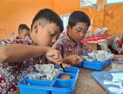 KBB Laksanakan Uji Coba Program Makan Siang Bergizi Gratis ke Siswa SD