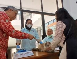Vaksinasi Rabies dan Layanan Sterilisasi Hewan Peliharaan oleh Dispangtan Cimahi Disambut Antusias