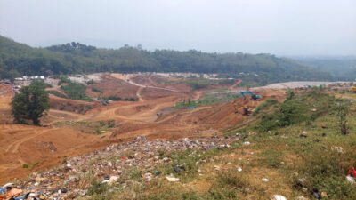 Bey Machmudin Pastikan Lahan Zona 5 di TPA Sarimukti Dioperasikan Tahun Depan