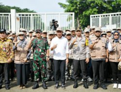 Kepada Ribuan Pengawas Pilkada, Bey Machmudin Tekankan Tiga Hal Ini