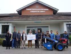 BRI Regional Office Bandung Salurkan Bantuan untuk Klaster Unggulan Hortikultura di Kabupaten Bandung dan Garut