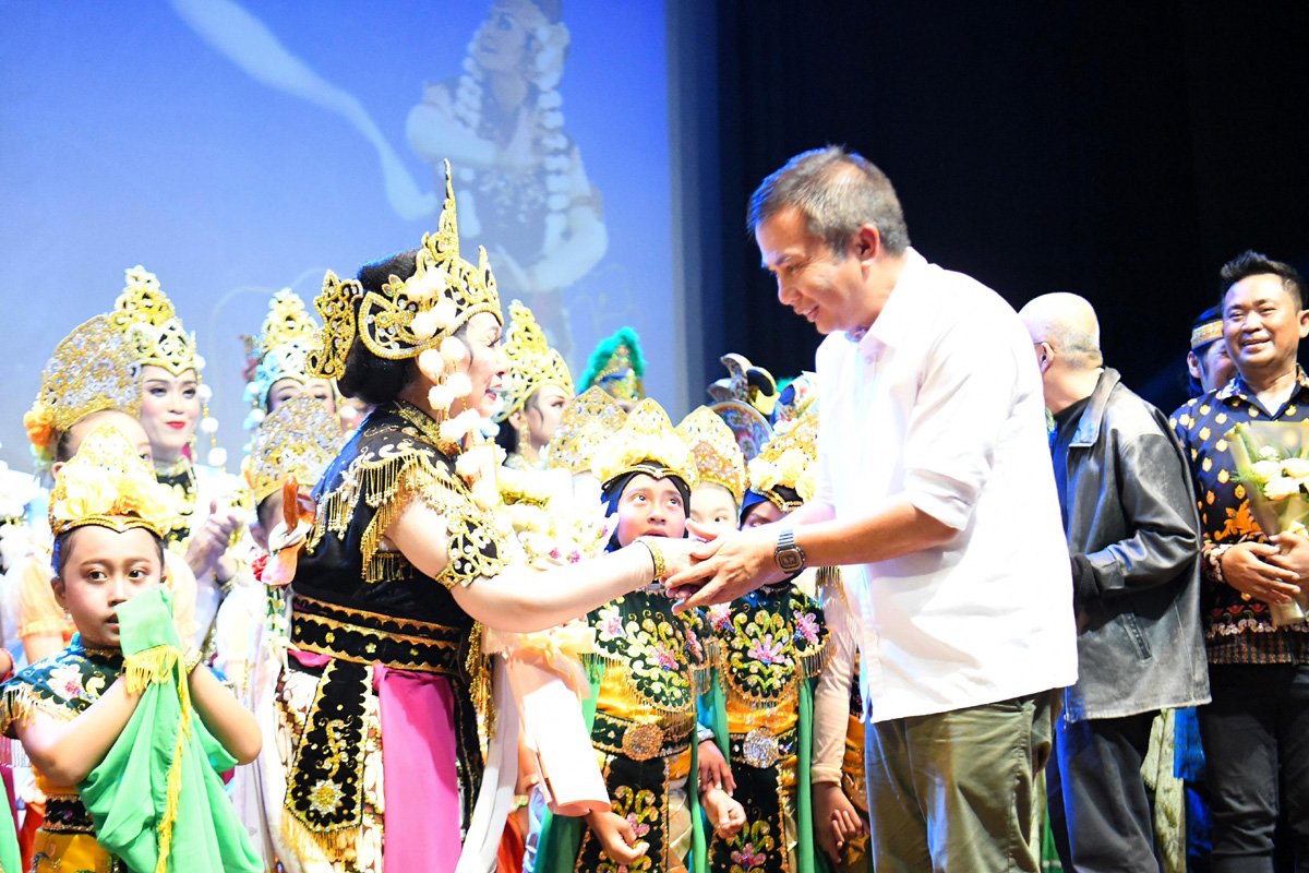 Indrawati Lukman
