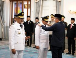 Bey Machmudin Lantik Pj Bupati Ciamis dan Kuningan