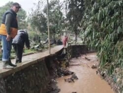 Makam di TPU Cikutra Rusak Akibat Luapan Sungai Cidurian, Pemkot Bandung Gerak Cepat Atasi Kirmir Jebol