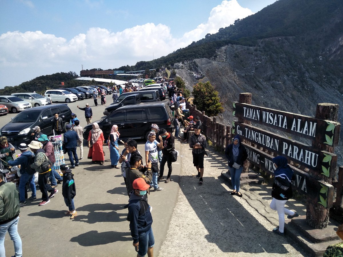 Gunung Tangkuban Parahu