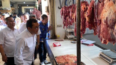Mendag Budi Santoso Cek Bahan Pokok di Pasar Tagog KBB, Pastikan Harga Stabil Jelang Nataru