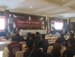 Rapat Pleno Terbuka Rekapitulasi Perhitungan Suara Digelar KPU KBB di Lembang