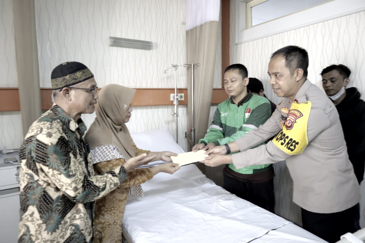 korban opang cimekar