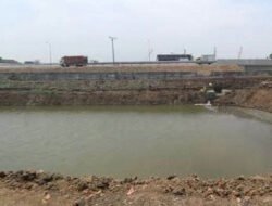 Kolam Retensi untuk Atasi Banjir di Cimahi Masih Tahap Pengerukan Tanah