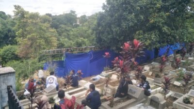 Makam Saprial Dibongkar Cimahi