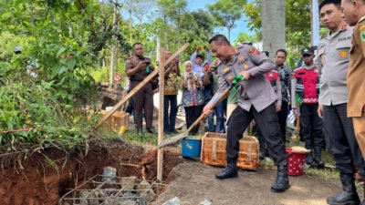 Kapolda Jabar dan Kapolresta Bandung Resmikan Pembangunan Mapolsek Arjasari