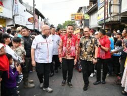 Bey Machmudin Hadiri Pesta Rakyat Cap Go Meh Bogor Street Festival 2025