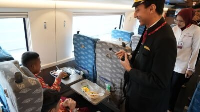Ada Kereta Makan, Penumpaang Whoosh Bisa Buka Puasa di Dalam Kereta
