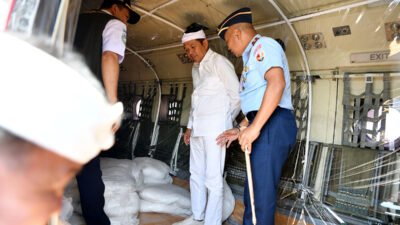 Gubernur Jabar Dedi Mulyadi Saksikan Langsung Operasi Modifikasi Cuaca untuk Mitigasi Bencana