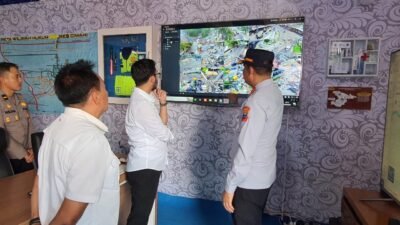 Pantau Lalu Lintas di Pos Padalarang KBB, Bupati Jeje Ritchie Sebut Arus Balik Lancar