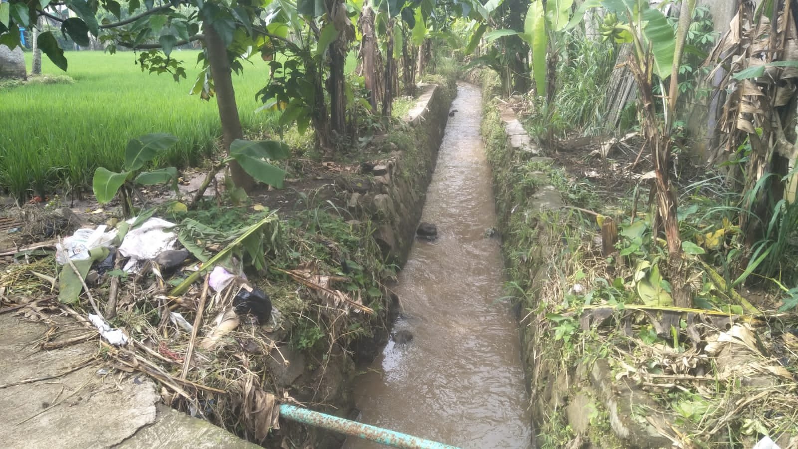 banjir sungai cihaur kbb