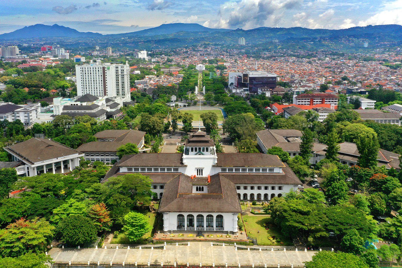 Gedung Sate Cagar Budaya
