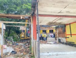 Jalan Cihanjuang Diperlebar untuk Atasi Kemacetan, Rumah Warga Dibebaskan dan Dibongkar