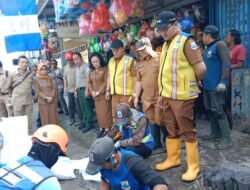 Banjir dan Genangan Air Muncul di Jalan Amir Machmud Kota Cimahi, Ini Penyebabnya