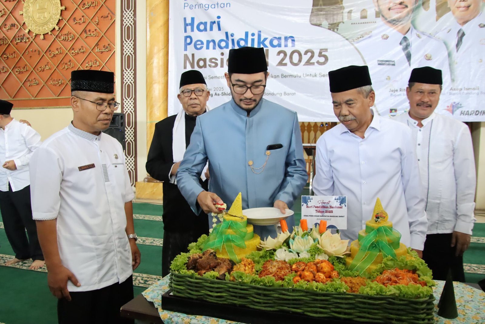 Siswa Sekolah Barak Militer