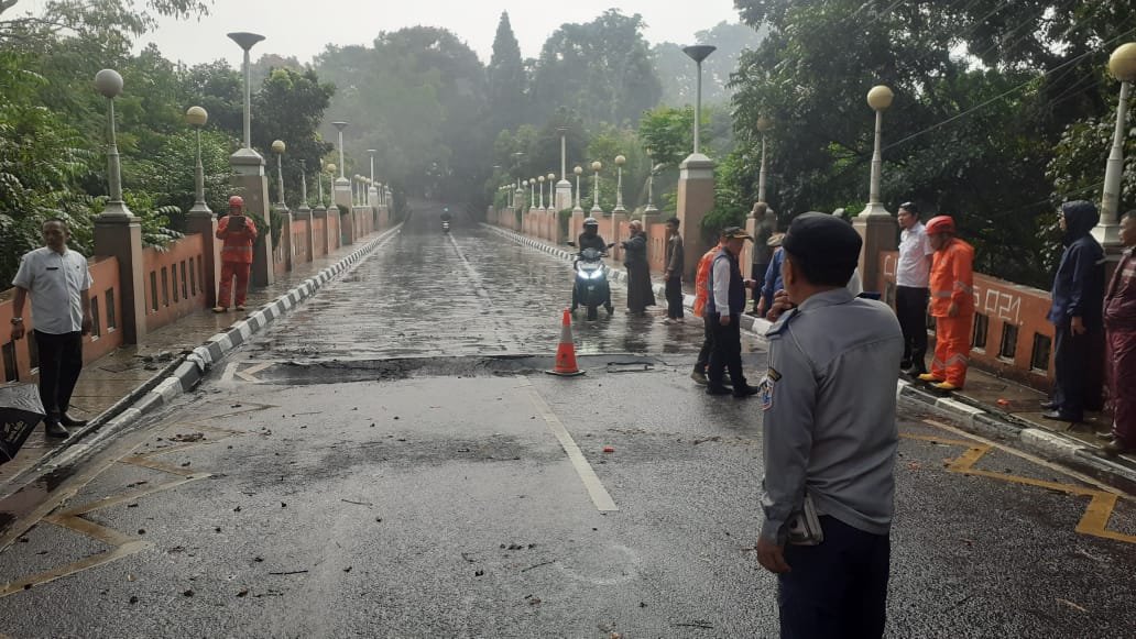 Jalan Ambles Cimahi