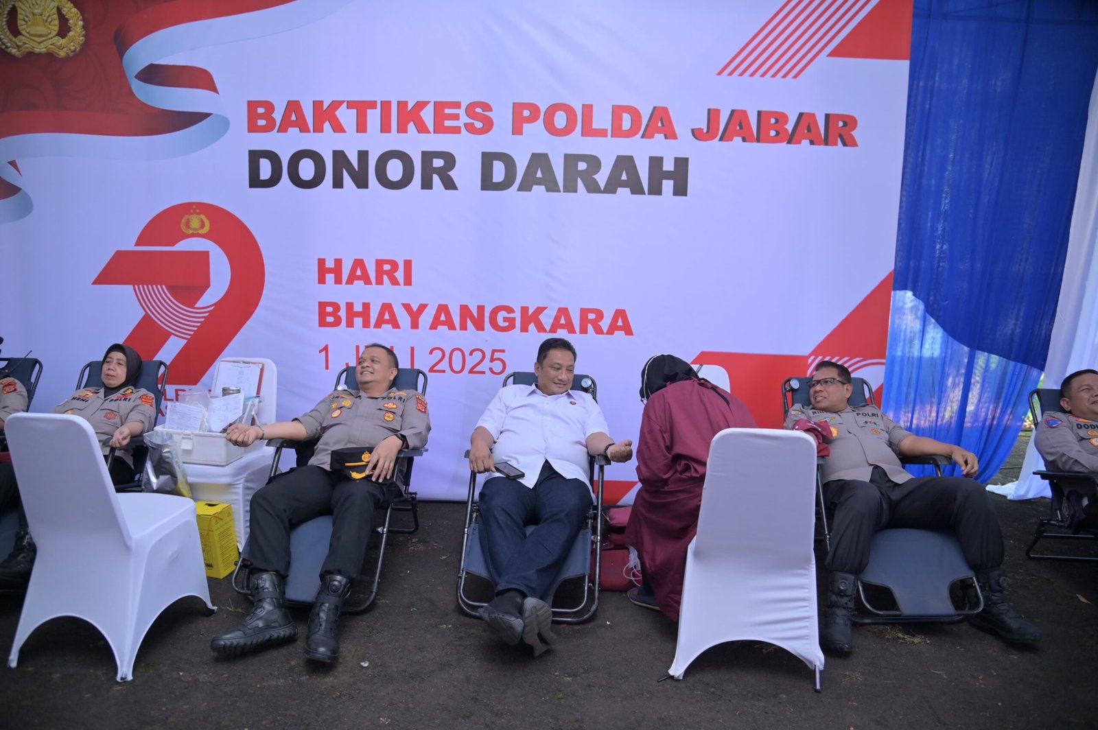 Polda Jabar Bakti Sosial