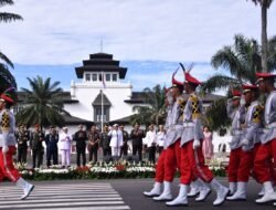 Kirab Budaya HUT ke-80 RI Jabar, Bandung Jadi Pusat Semangat Merah Putih
