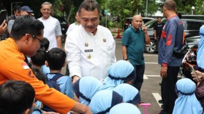 Wawali Abdul Harris Bobihoe Sambut Hangat Kunjungan Anak-Anak TK ke Kantor BPBD Kota Bekasi