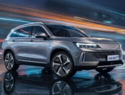 Kompetitif di Pasar Otomotif Indonesia, Mobil Listrik Polytron Salip Penjualan Merek Jepang dan Korea