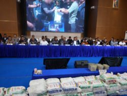 BNN dan Tim Gabungan Gagalkan Penyelundupan 1,3 Ton Ketamine di Perairan Natuna